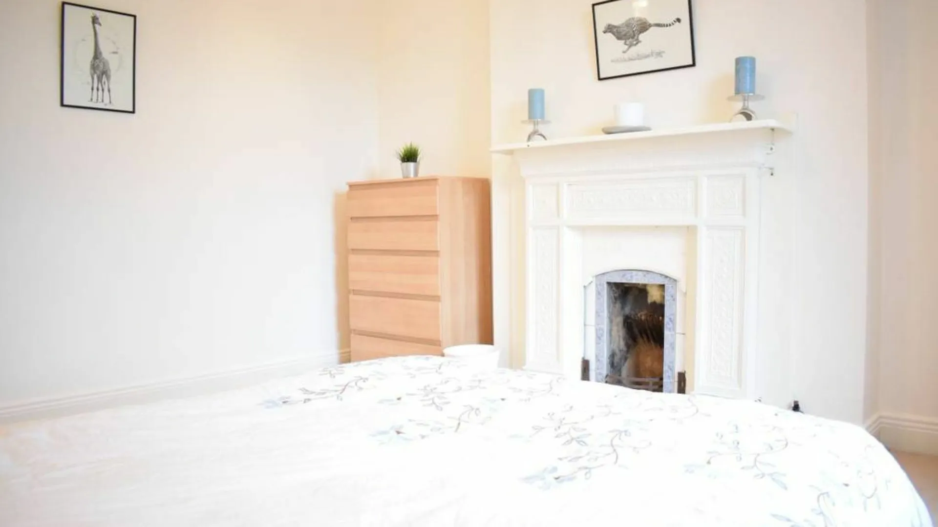 5 Bedroom House In Drumcondra Sleeps 10 Dublin